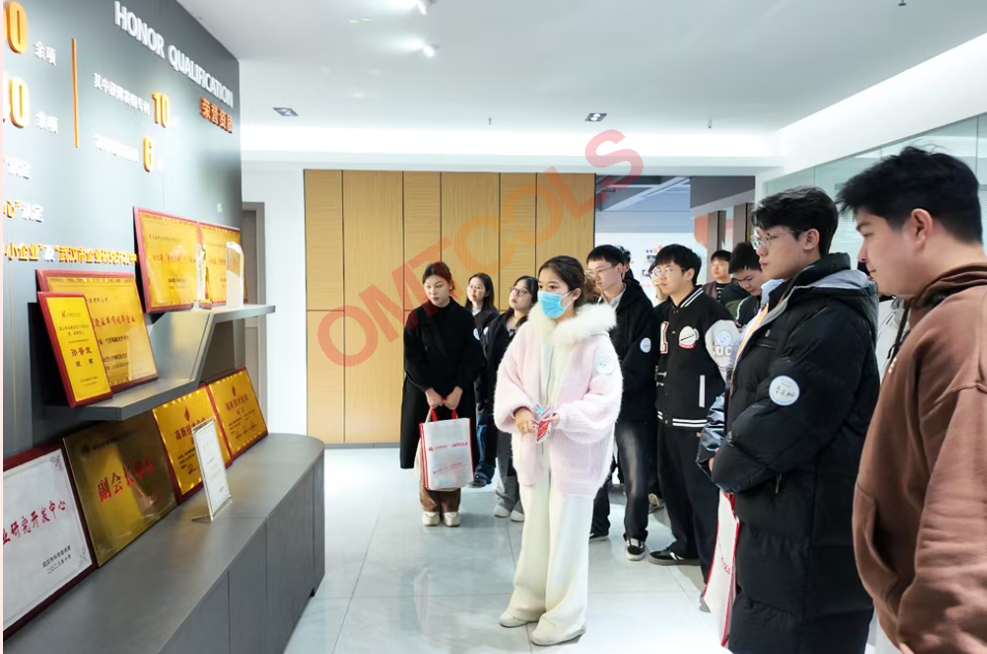 2f540c0f569fb61d4eff179dc0401592.png 2f540c0f569fb61d4eff179dc0401592.png